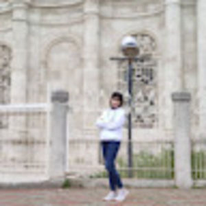 Meet your Posher, Niloofar